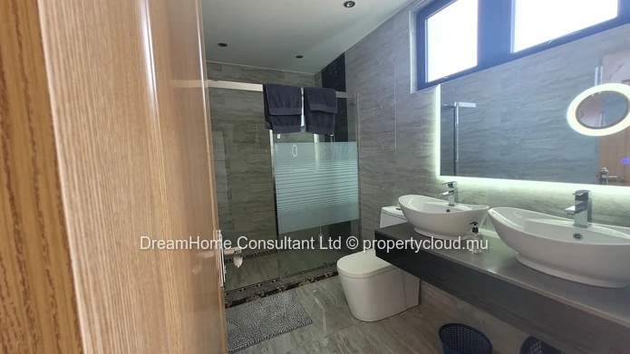 Smart Living 2 bedroom apartment – Perfect for Comfortable Island Life
