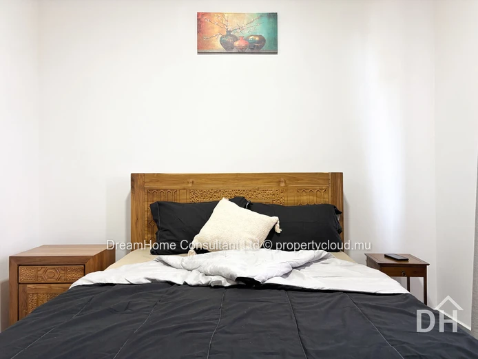 Beachside 3 bedroom apartment - brand new unit