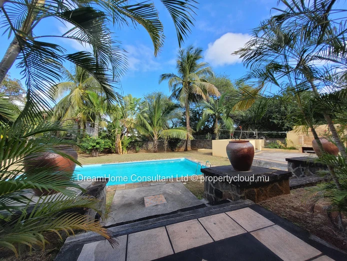 Villa exceptionnelle de 5 chambres à vendre dans une résidence sécurisée - Black River