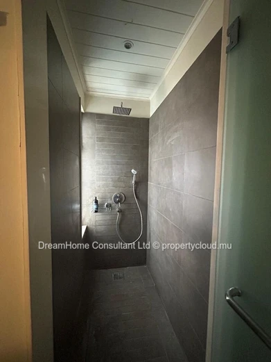 Elegant 2-Bedroom Apartment for Sale – Domaine des Alizées, Grand Baie