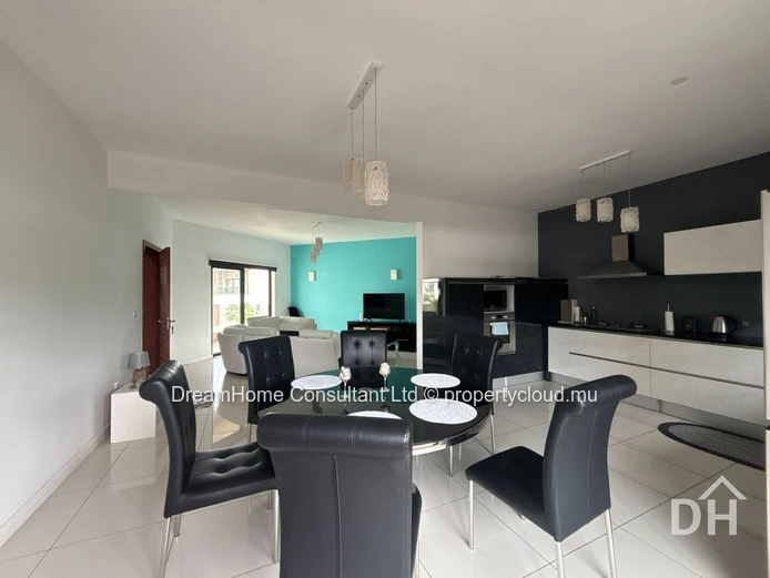Cozy Beachfront Apartment for Rent – Flic en Flac