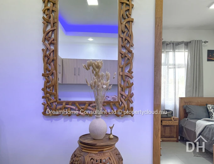 Beachside 3 bedroom apartment - brand new unit