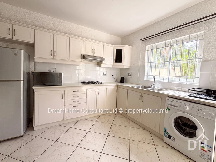 Elegant 3 bedroom apartment in Flic en Flac 