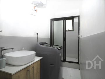 3 Bedroom Apartment