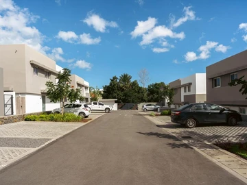 3 Bedroom Townhouse, Duplex