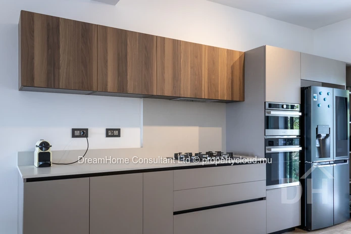 Appartement spacieux R+2 avec des vues imprenables