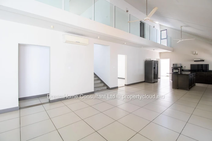 Modern Family Home for Rent – Stunning Mountain Views! - AVAILABLE FROM SEPTEMBER!